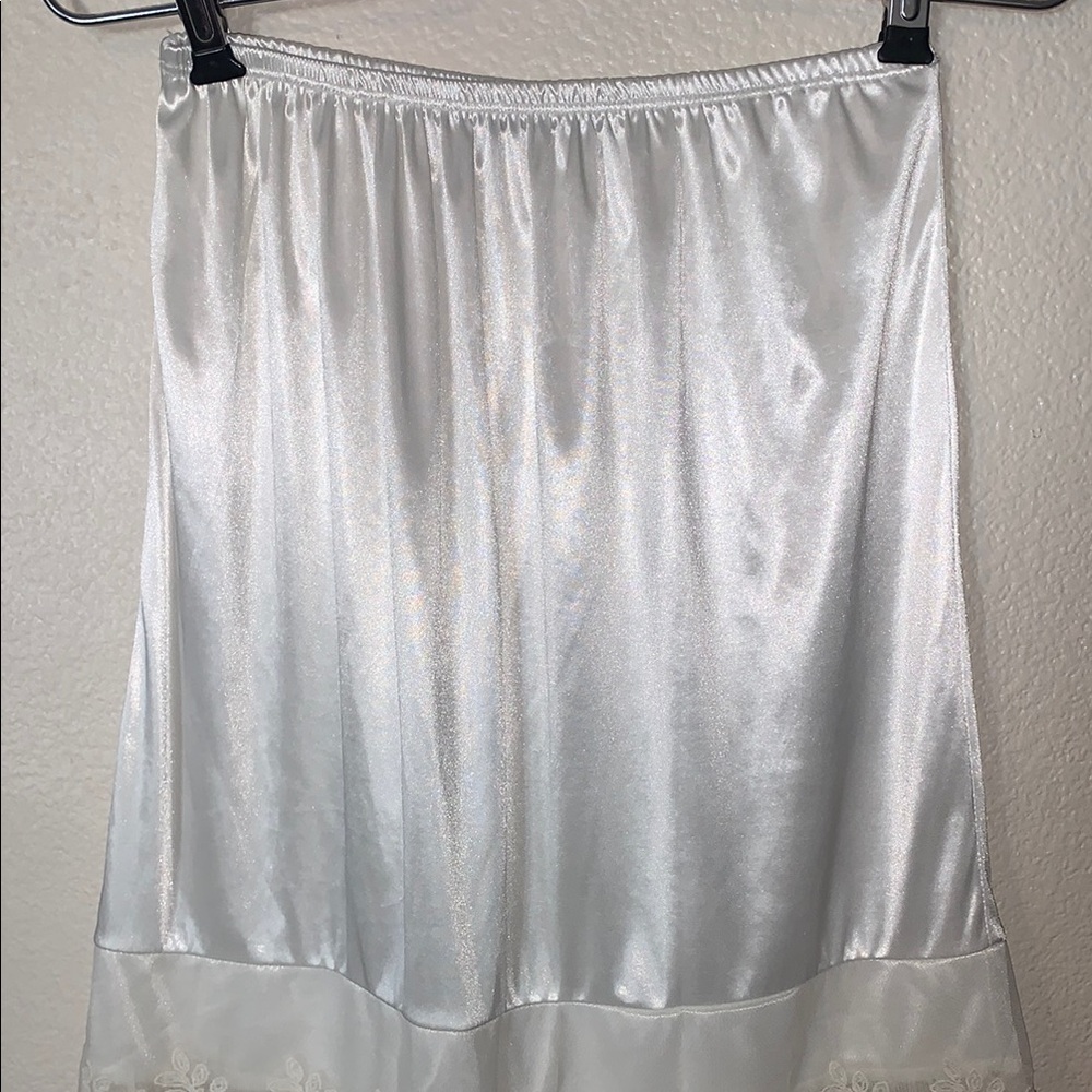 Ladies O2 Collection Slip Girl Ivory Small VTG - Picture 3 of 6